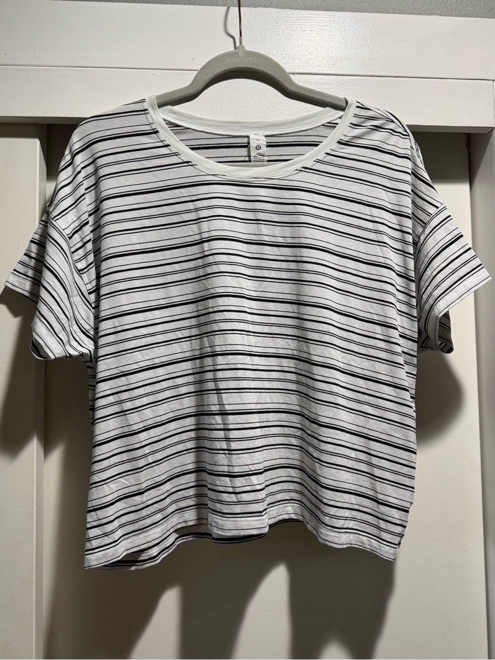 Lululemon Crop Tshirt